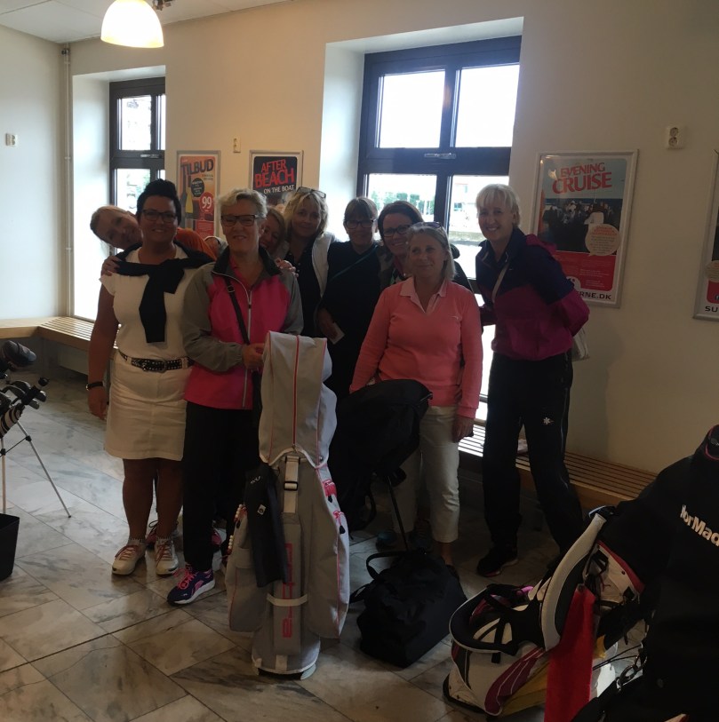 På väg till Helsingörs GK där vi spelade tourtävling 3.